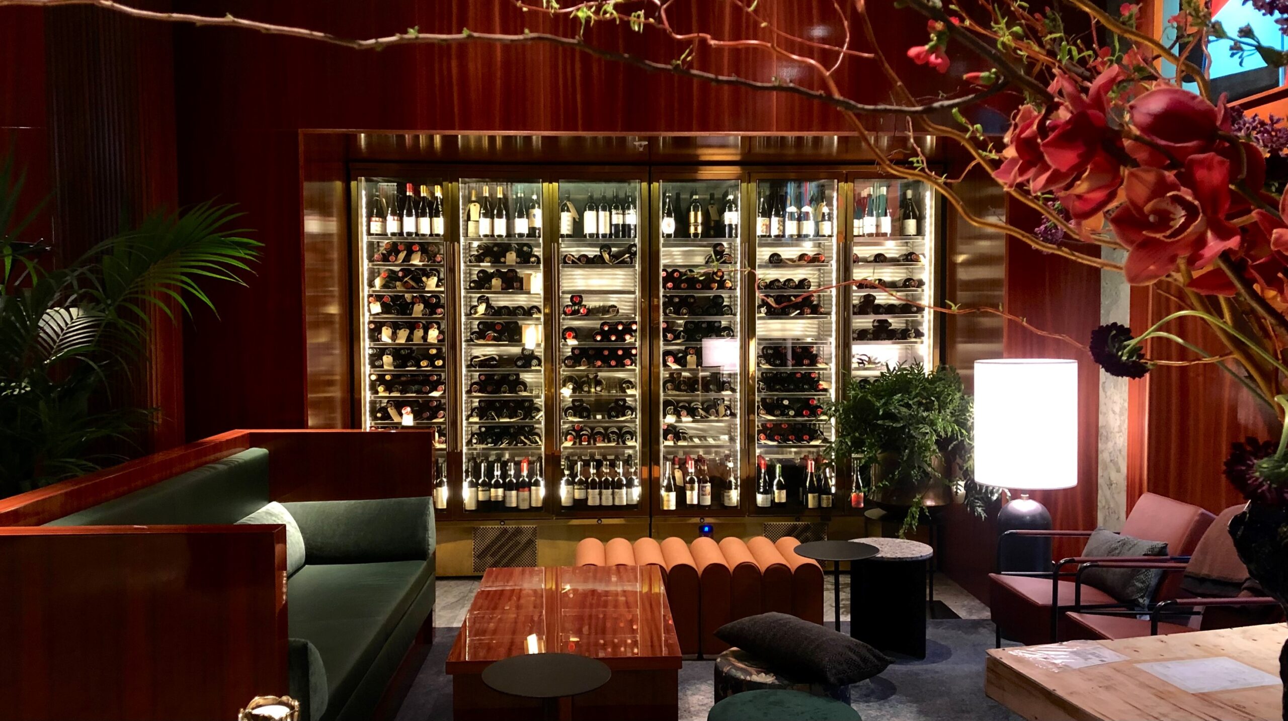 Perfecta Storkök Brasserie Astoria Haglund Industri vinkyl