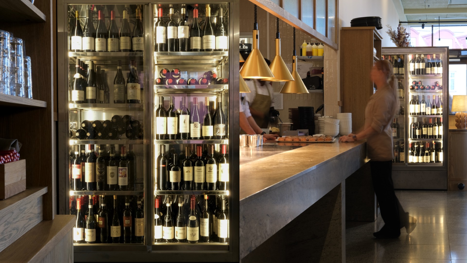 Vinkyl i matsal restaurang