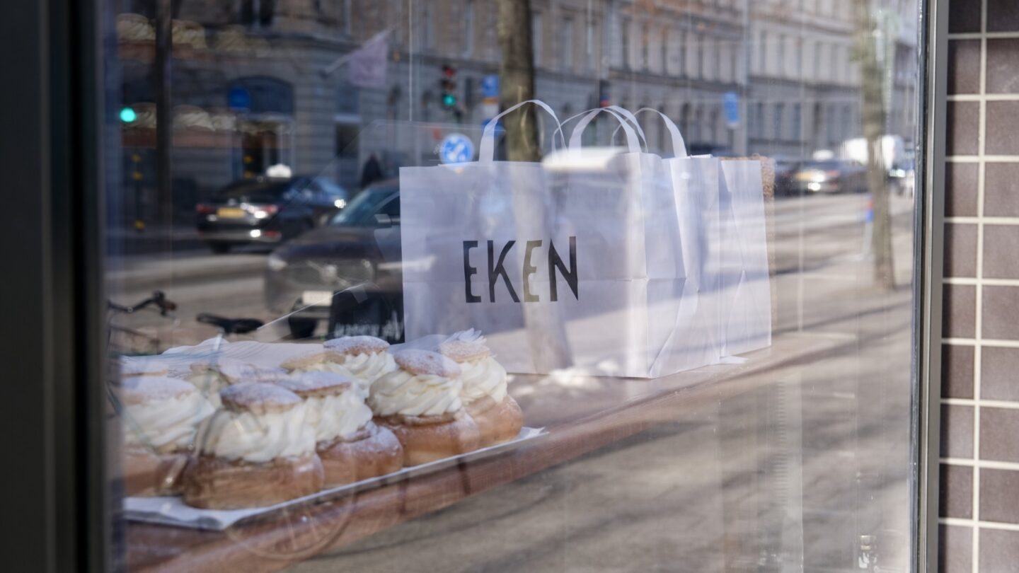 Eken Café